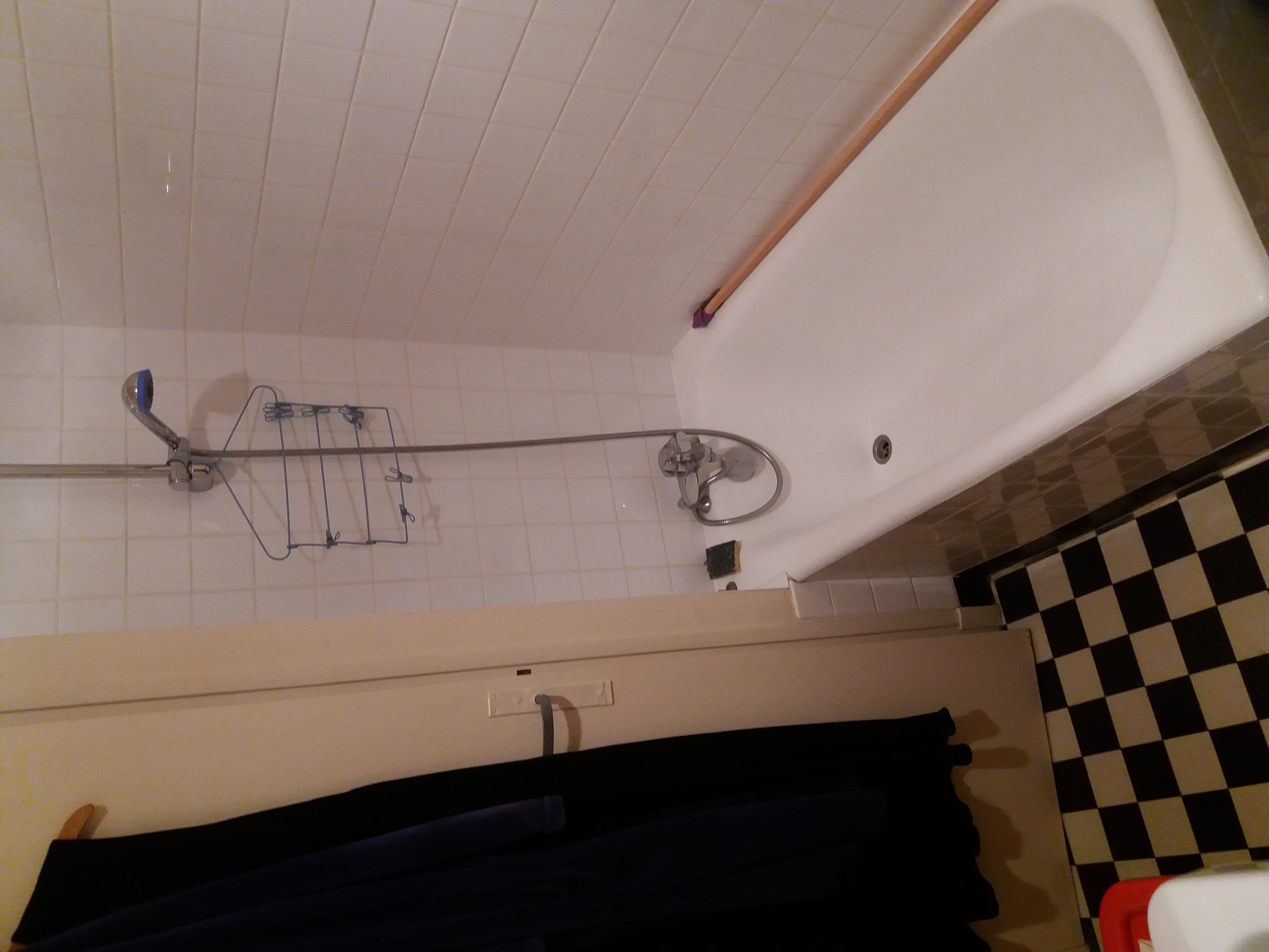 Salle de bain PMR modernisée